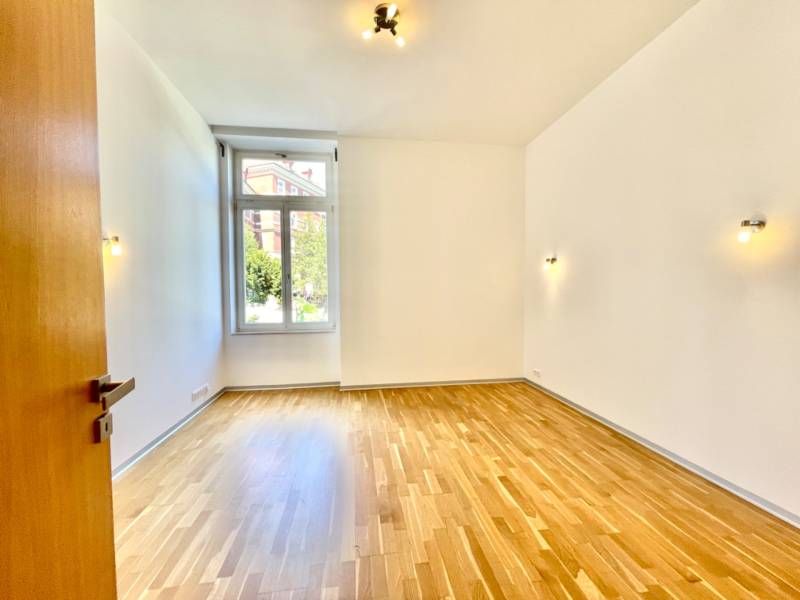 Babony_TRE_stare_mesto_bratislava_old_town_centrum_hlboka_cesta_rezidencne_byvanie_nadstandard_luxuc_exluzivne_rent_prenajom_spa_masage_parkovanie