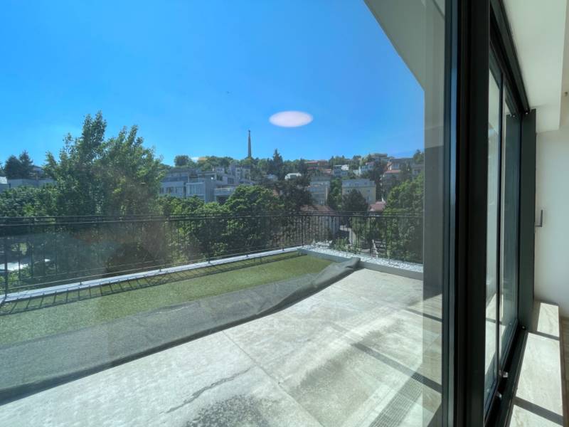 Babony_TRE_stare_mesto_bratislava_old_town_centrum_hlboka_cesta_rezidencne_byvanie_nadstandard_luxuc_exluzivne_rent_prenajom_spa_masage_parkovanie