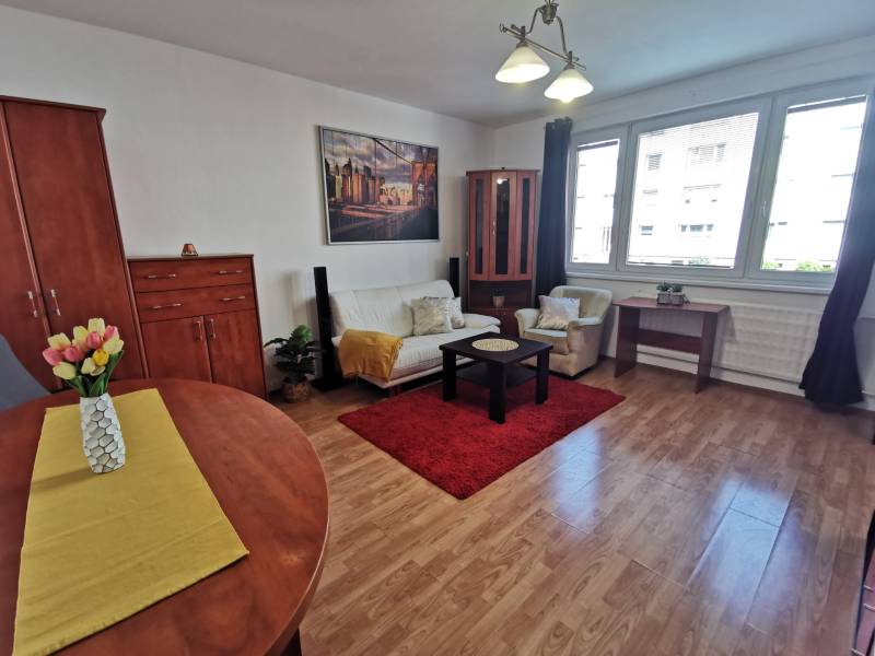 Prenájom 1,5 izbového bytu Mozartova_Staré Mesto_4.jpg