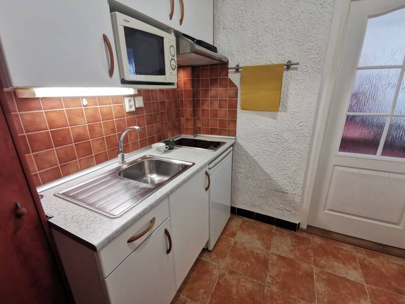 Prenájom 1,5 izbového bytu Mozartova_Staré Mesto_1.jpg