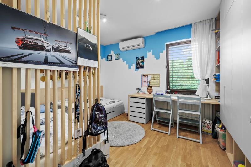 Nabytok na mieru dvakrat postel,