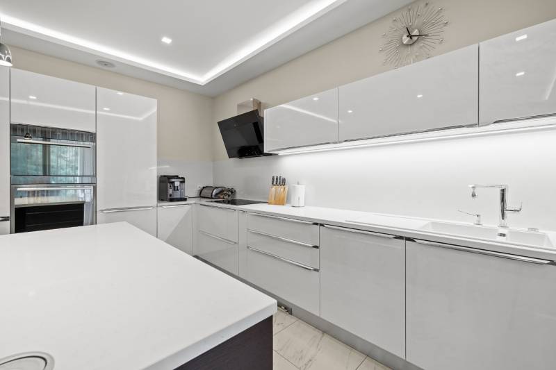 Talianska kuchyna na mieru, biela perla