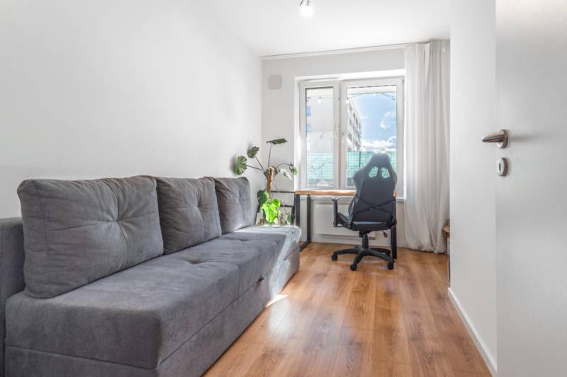 babonytre_bory_promenada_lamac_jana_langosa_3_izbovy_byt_predzahradka_zariadeny_prenajom_premiovo_vkusne_luxusne_parkovacie_statie_detska_izba_pracovna