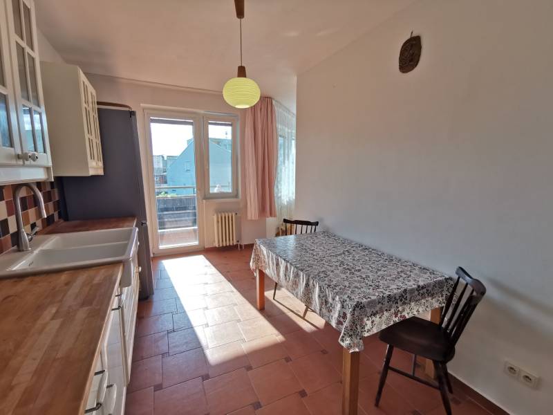 PRENAJOM_4-izbovy_byt_PRIEKOPNICKA_BISKUPICE_STUDENTI 6.jpg