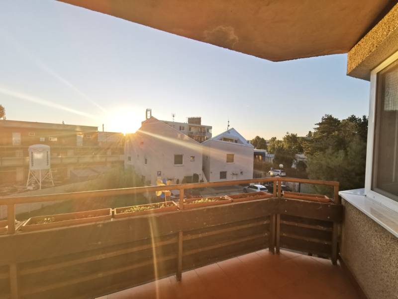 PRENAJOM_4izbovy byt_Priekopnicka_priestranny balkon 5.jpg