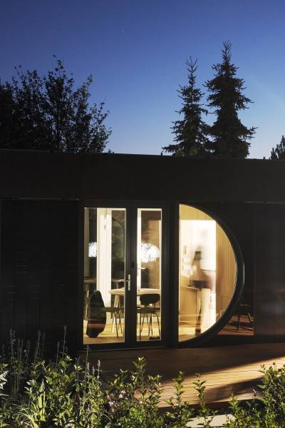 BOX BY ECOCAPSULE_FOTO KATARÍNA SELECKÁ_PRINTSIZE16.jpg