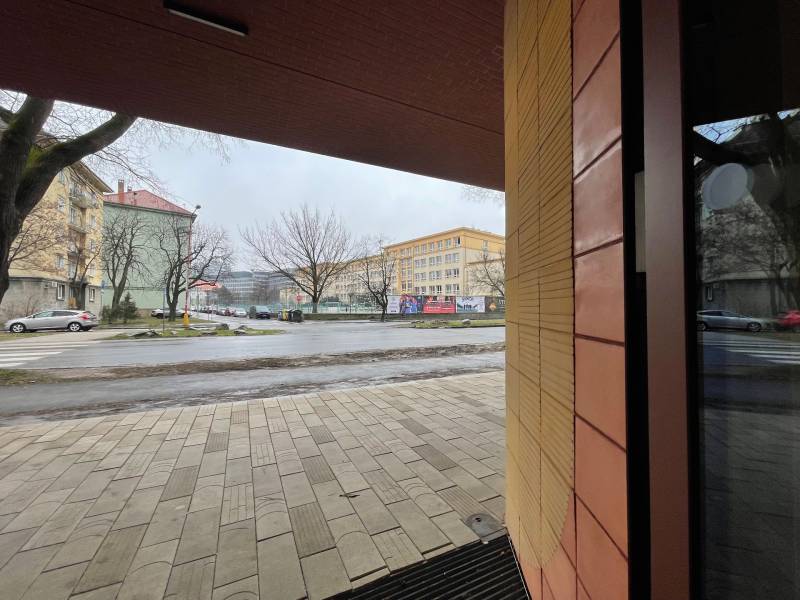 2-izbový-byt-zwirn-novostavba-košicka-stare-mesto-bratislava-babony-tre-podlahove-kurenie-stropne-chladenie-zasklenna-loggia