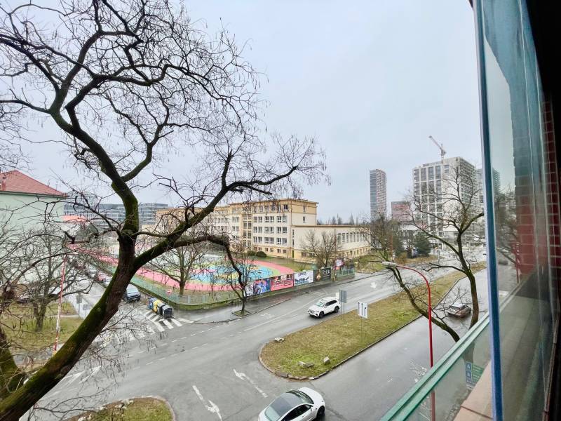 2-izbový-byt-zwirn-novostavba-košicka-stare-mesto-bratislava-babony-tre-podlahove-kurenie-stropne-chladenie-zasklenna-loggia