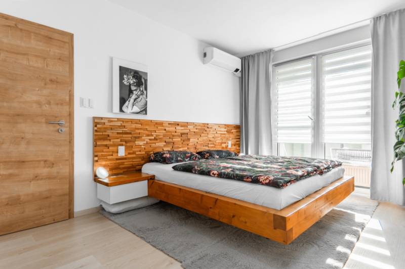 Babony-tre-richard-pastucha-reality-bratislava-dubravka-projekt-tammi-yit-novostavba-predaj-2-izbovy-byt-balkon-pivnicna-kobka-2-parkovacie-statie-spolocne-priestory-juhovychod-vytah-bezbarierove-spalna