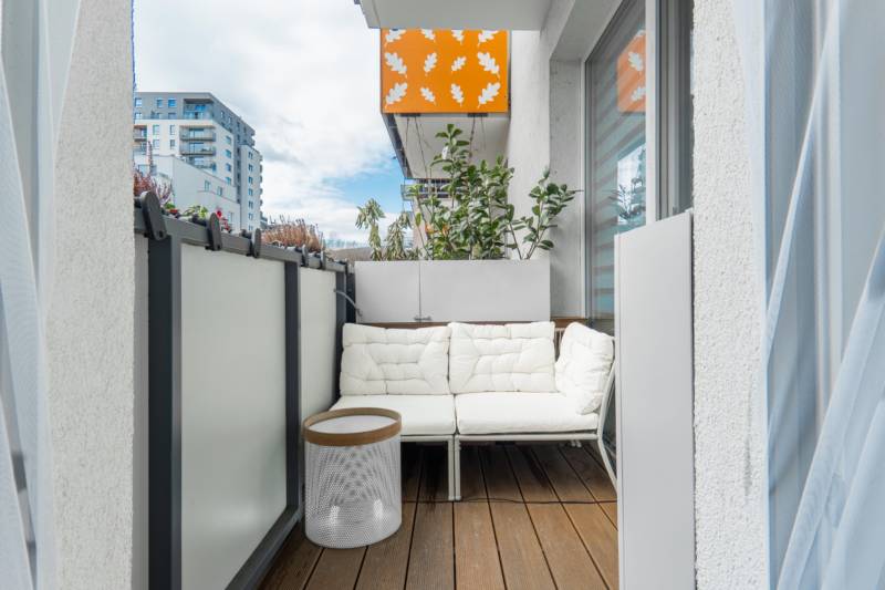 Babony-tre-richard-pastucha-reality-bratislava-dubravka-projekt-tammi-yit-novostavba-predaj-2-izbovy-byt-balkon-pivnicna-kobka-2-parkovacie-statie-spolocne-priestory-juhovychod-vytah-bezbarierove-balkon