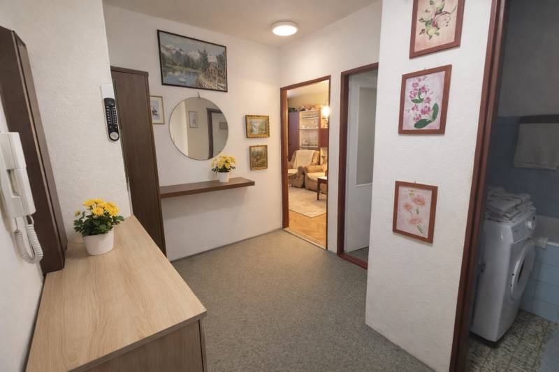 BabonyTRE_Predaj 2izbového bytu_Jancova.jpeg