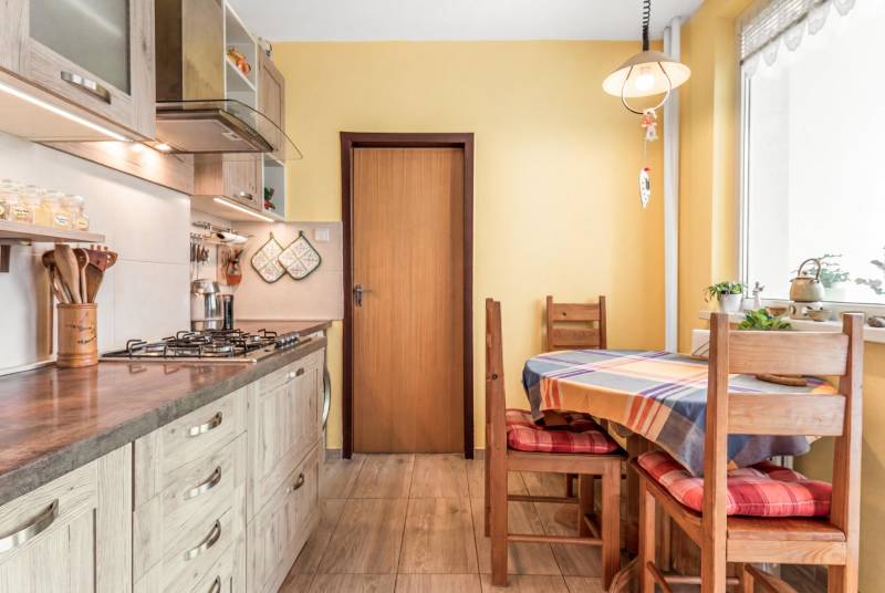 Firefly_Gemini Flash_change to top kvality 4k 465113.jpg