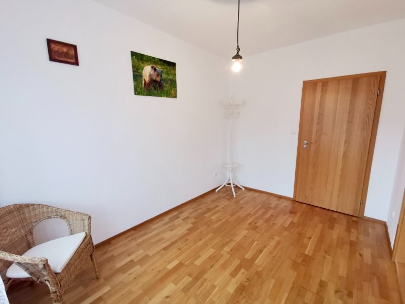 BabonyTRE:Prenájom_4izbový byt s parkovacim miestom_Priekopnicka_Biskupice:Prenájom_4izbový byt s parkovacim miestom_Priekopnicka_BabonyTRE:Prenájom_4izbový byt s parkovacim miestom_Priekopnicka_Biskupice_20251113_122348.jpg